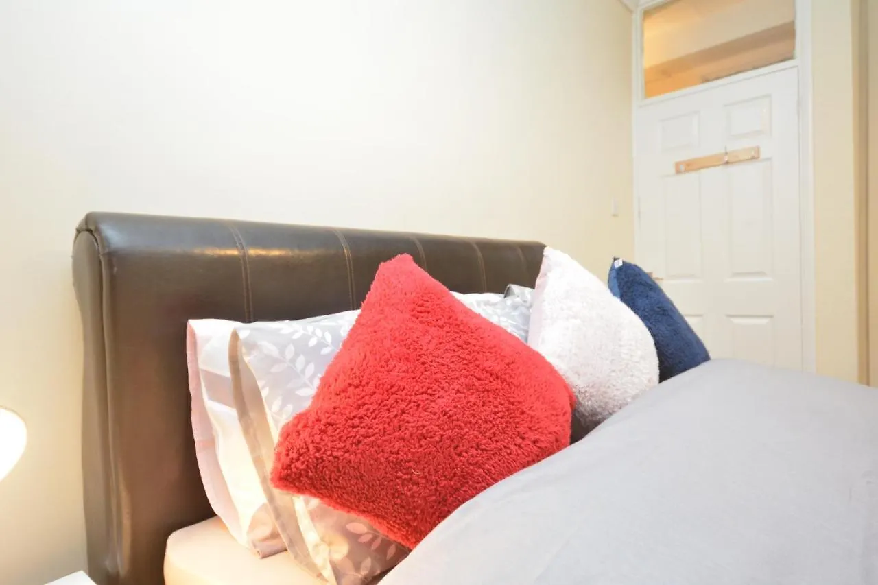 Beautiful Two Bedroom Apt Near London O2 Arena 0*,  United Kingdom