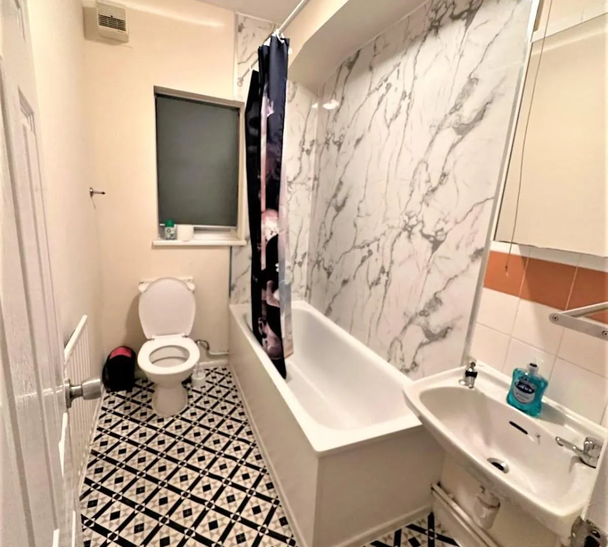 Beautiful Two Bedroom Apt Near London O2 Arena 0*,