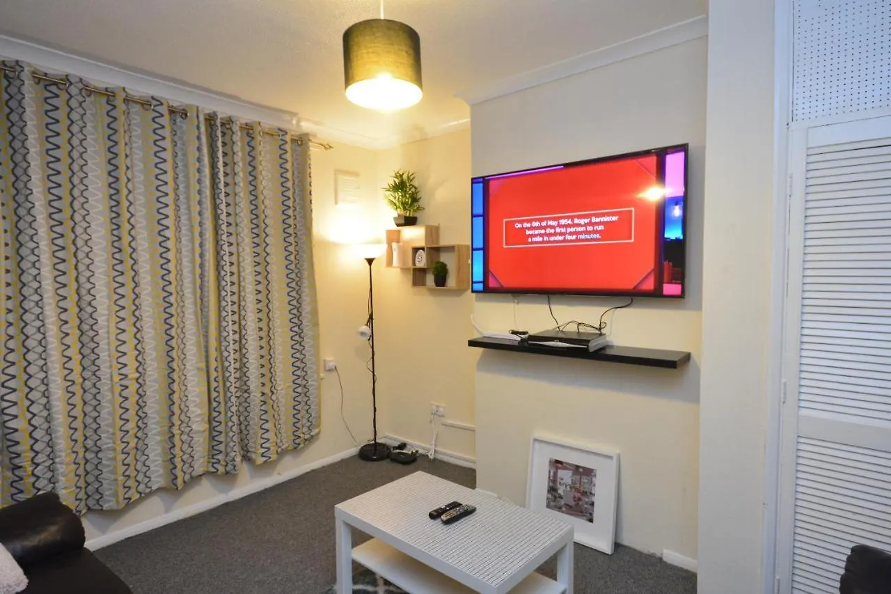 Beautiful Two Bedroom Apt Near London O2 Arena Regno Unito